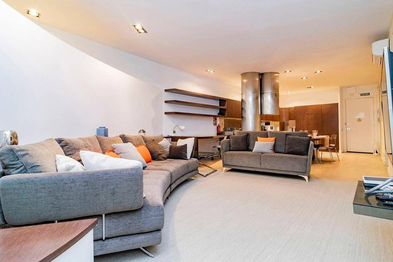 Luxury Apartment In La Latina By Batuecas マドリード エクステリア 写真